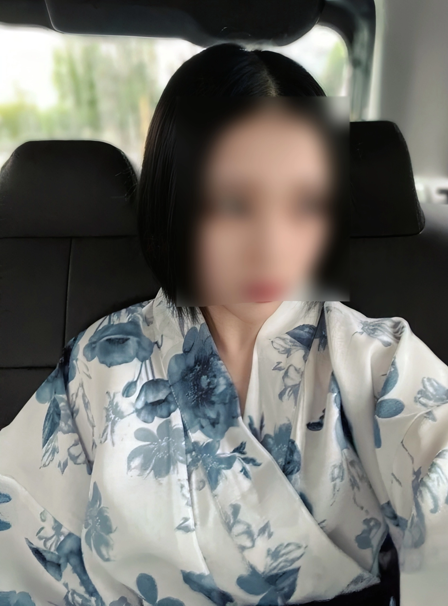 ご予約受付中❗️21歳美しい魅惑の瞳❗️