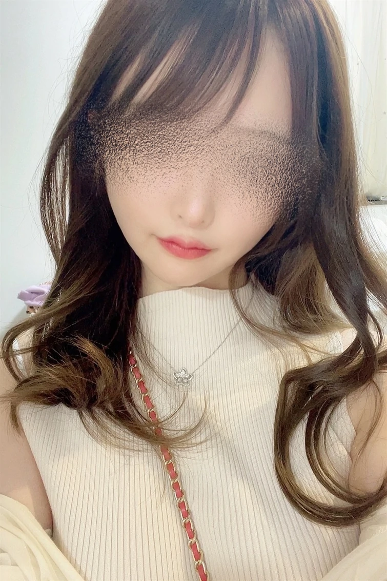 スレンダー且つナイスバディー愛嬌溢れるキレカワ美女